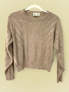 VTG taupe cable knit sweater
